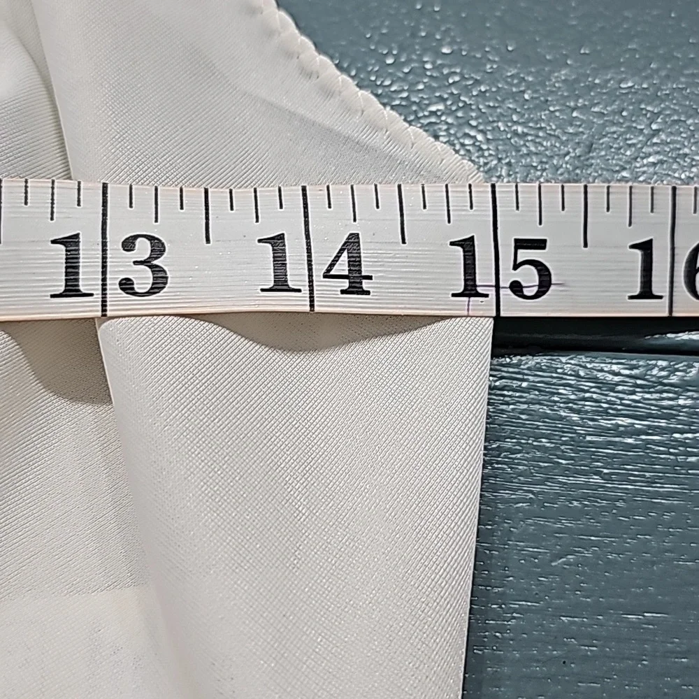 Vintage sears slip. Size 34 formal length.‎ Adjustable straps. Off white.